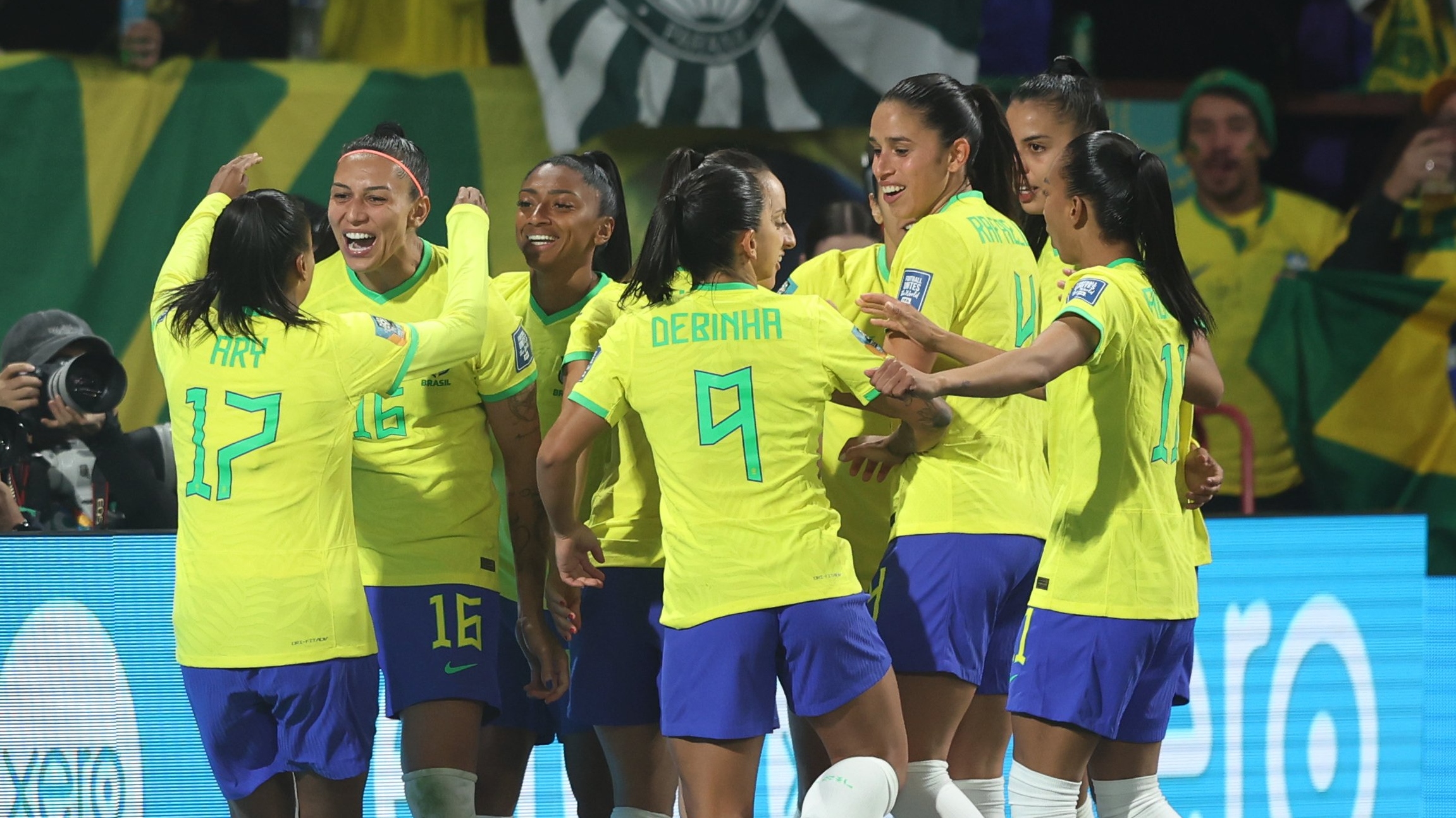 Com show de Ary Borges, Brasil faz 4 a 0 no Panamá em estreia na Copa