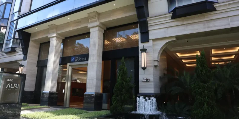 São Paulo (SP), 19/11/2025 - Fachada do Banco Master na rua Elvira Ferraz em Itaim Bibi. Foto: Rovena Rosa/Agência Brasil