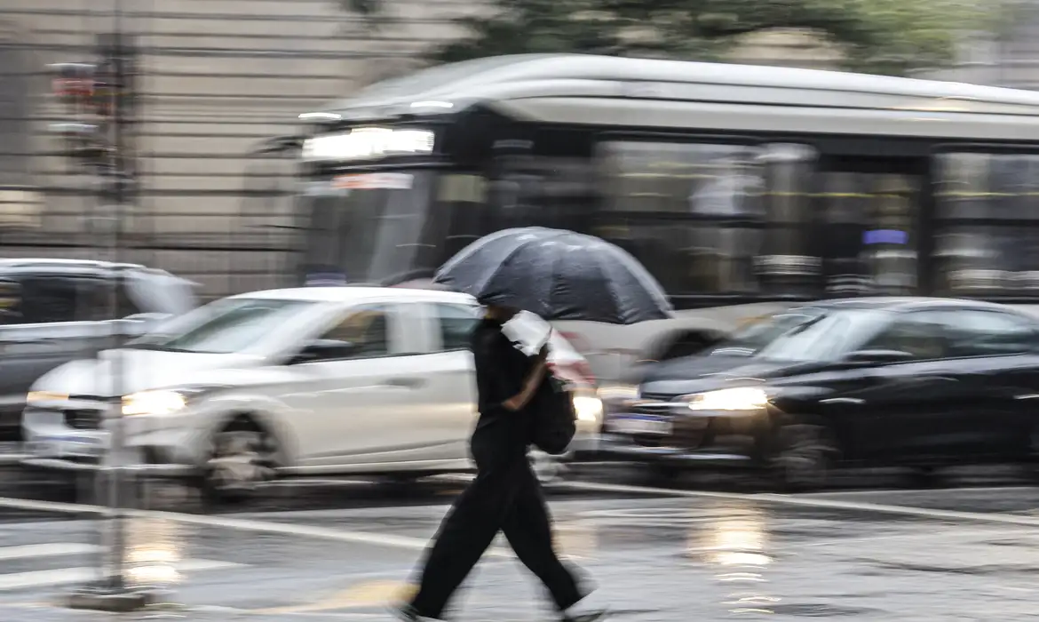 São Paulo (SP), 11/03/2025 - Mudança de tempo provoca  chuva na cidade. Foto: Paulo Pinto/Agência Brasil