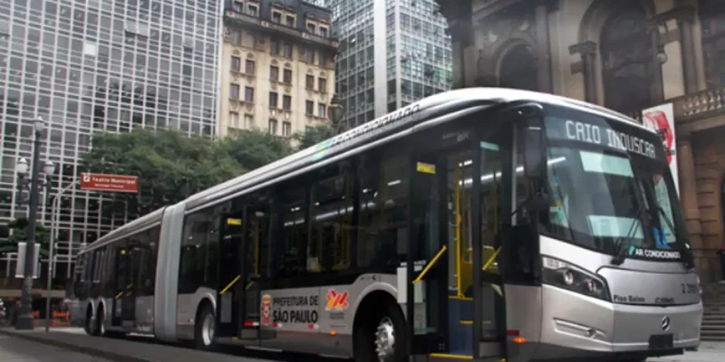 Ônibus SPTrans.