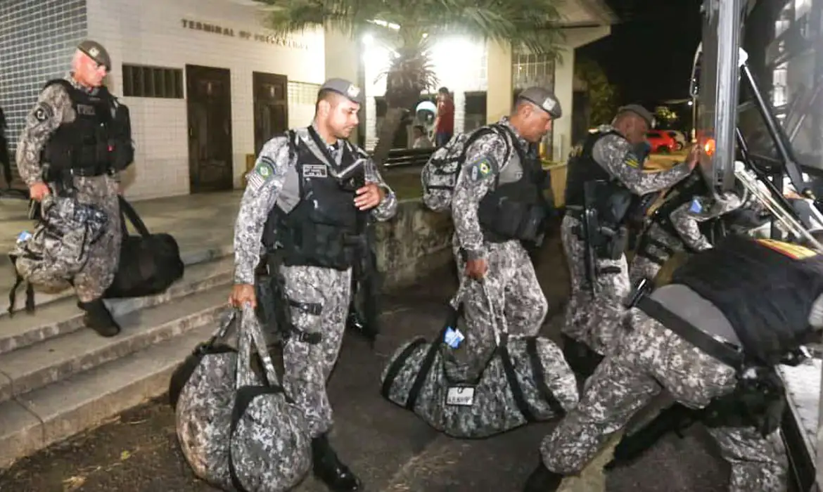 Natal (RN) - Efetivo da Força Nacional chega ao RN para dar apoio no combate a criminosos. Foto: Fátima Bezerra/Twitter