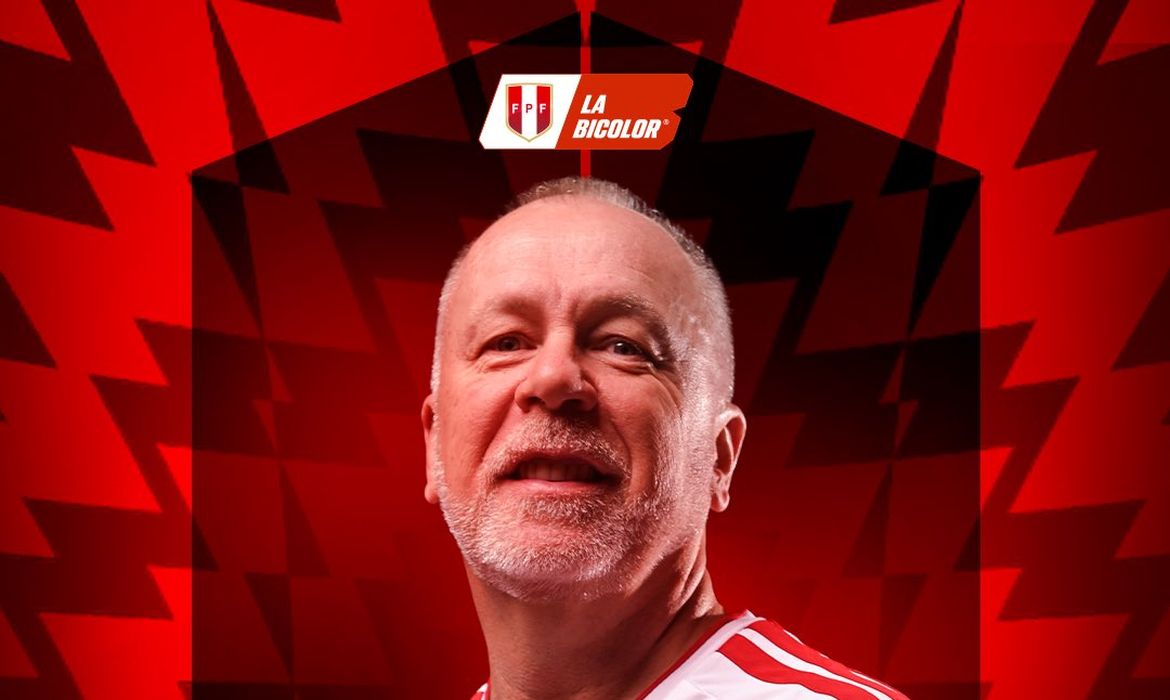 Mano Menezes, técnico, Seleção do Peru