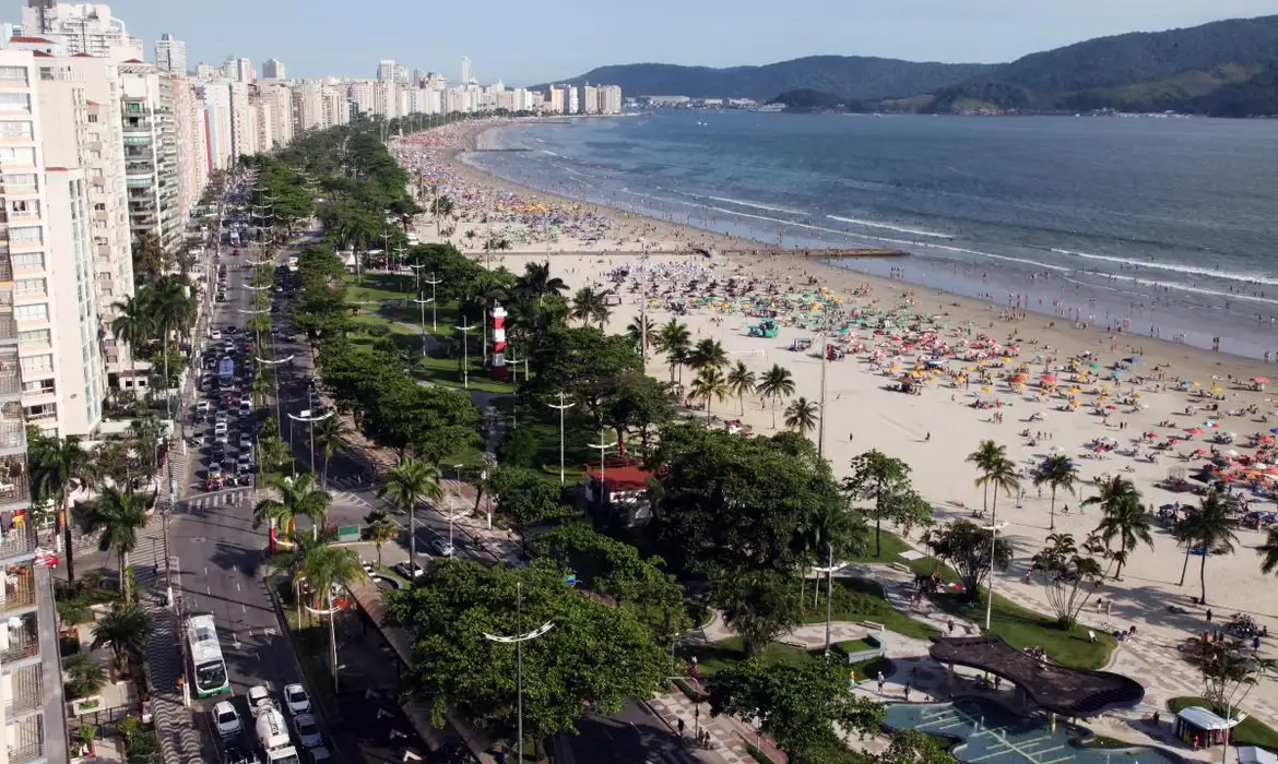 Santos (SP), 04/01/2025 - Praia da Baixada Santista. Foto: Marcelo Martins/Prefeitura de Santos