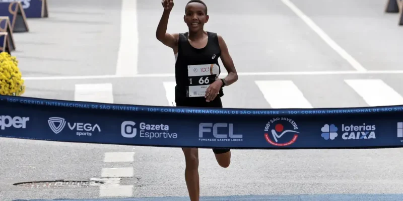 São Paulo (SP), 31/12/2025 - Atleta Sisilia Ginoka, vencedora da categoria feminina da 100ª Corrida Internacional de São Silvestre. Foto: Paulo Pinto/Agencia Brasil