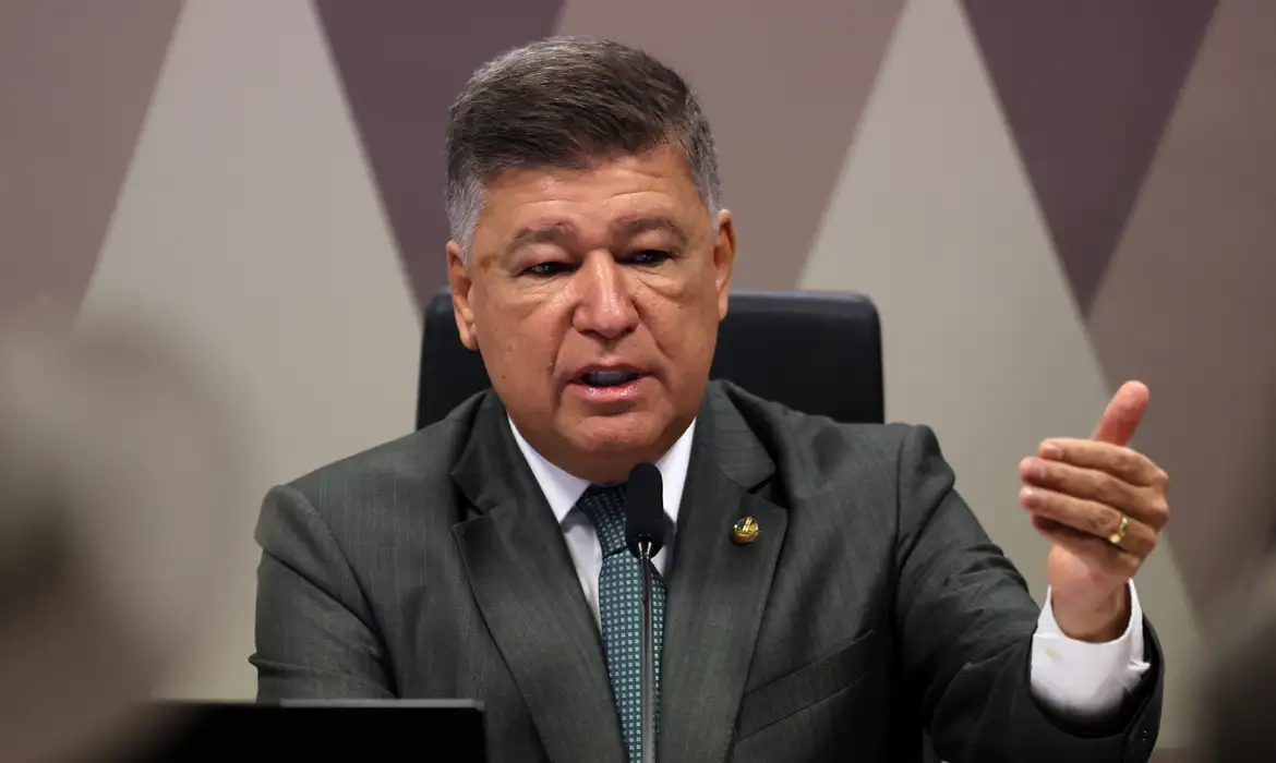 Brasília (DF) 26/08/2025 - Senador Carlos Viana, presidente CPMI, durante sessão da CPMI do INSS. Foto: José Cruz/Agência Brasil