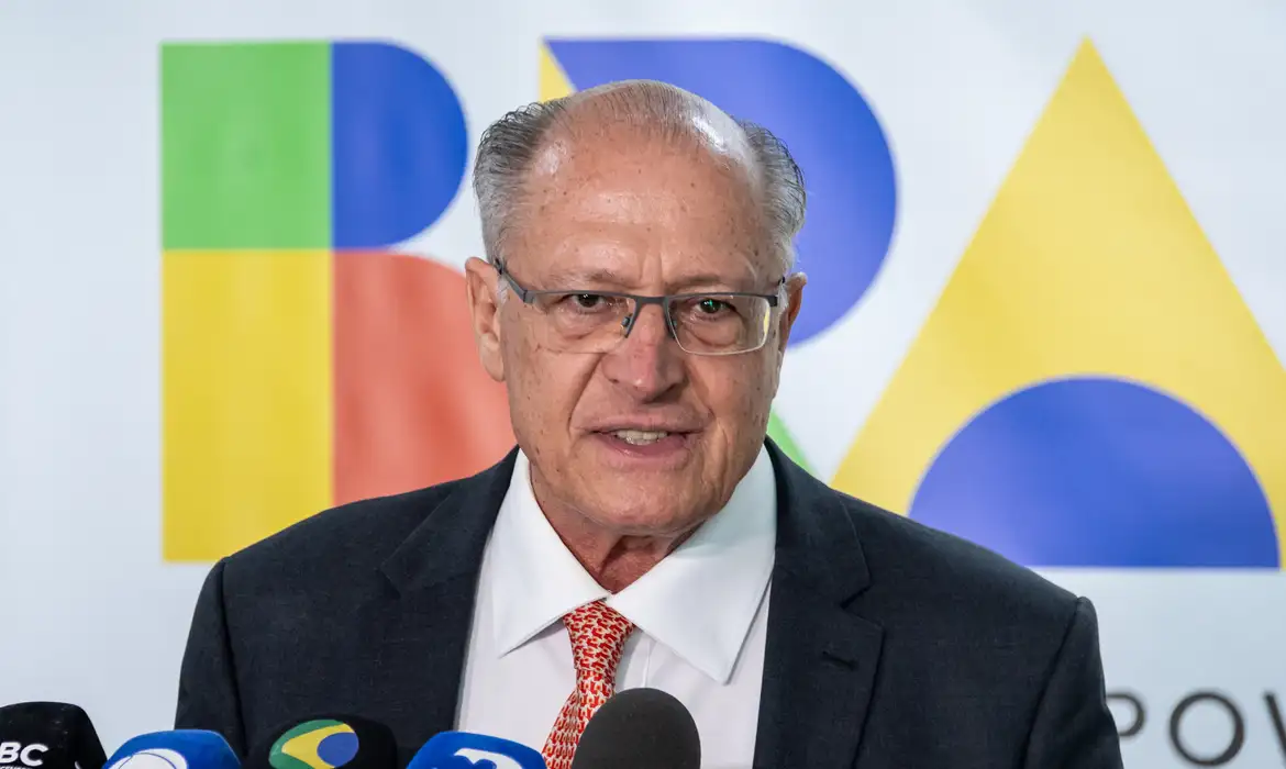 Brasília (DF), 20/02/2026 - Vice Presidente da República Geraldo Alckmin durante entrevista coletiva no ministério do Desenvolvimento, Indústria e Comércio. Foto: Júlio César Silva/MDIC