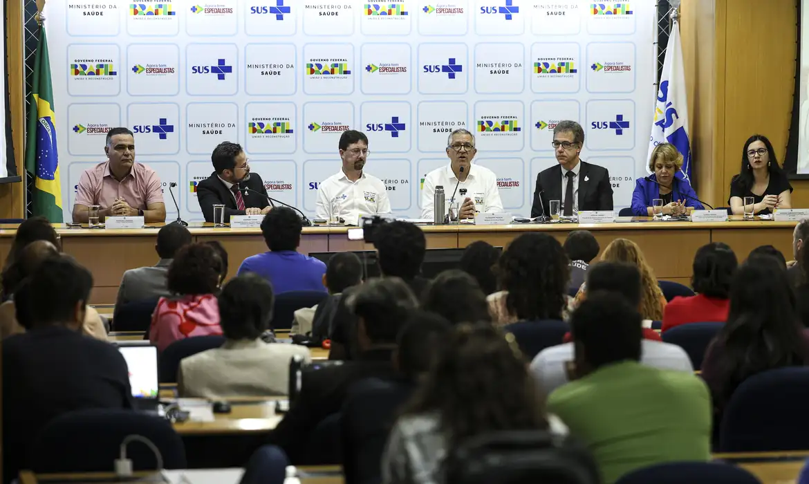 Brasília (DF), 03/02/2026 - O ministro da Saúde, Alexandre Padilha, durante apresentação de um conjunto de medidas para a formação e o provimento de especialistas na área da saúde, no âmbito do programa Agora Tem Especialistas. Foto: Marcelo Camargo/Agência Brasil
