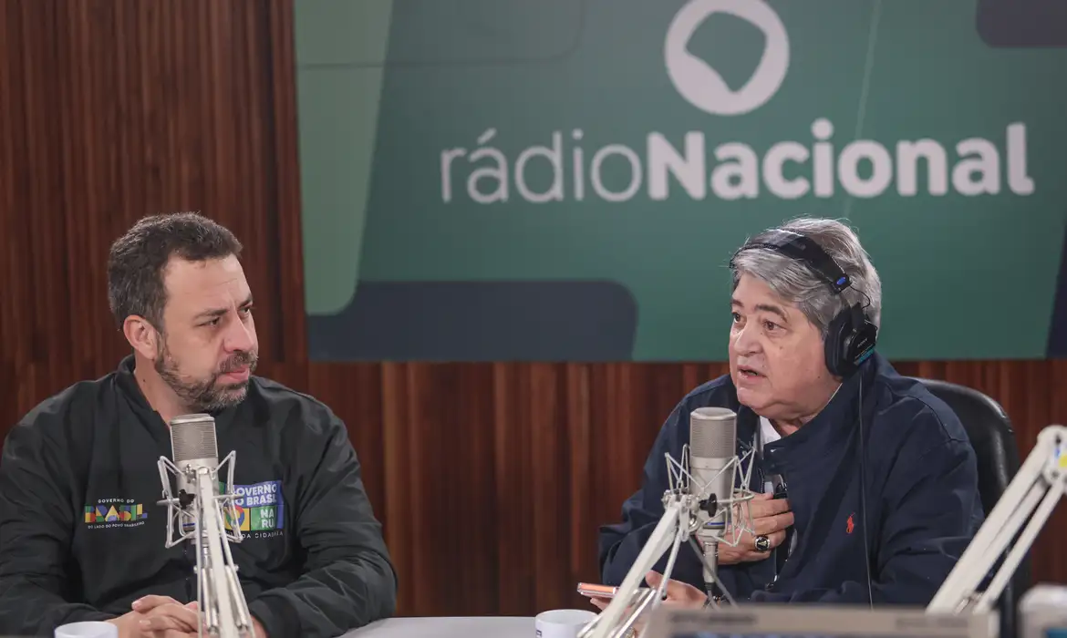 São Paulo (SP), 23/02/2026 - Ministro Guilherme Boulos participa da estreia do programa Alô Alô Brasil do jornalista Datena na rádio Nacional, nos estúdios da Empresa Brasil de Comunicação (EBC).
Foto: Paulo Pinto/Agência Brasil