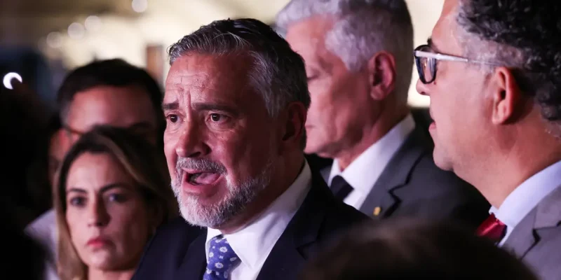 Brasília- DF  – 27/-3/2026 –Deputado, Paulo Pimenta, Durante coletiva a imprensa para falar sobre relatório paralelo dos governistas.  Foto: Lula Marques/ Agência Brasil.