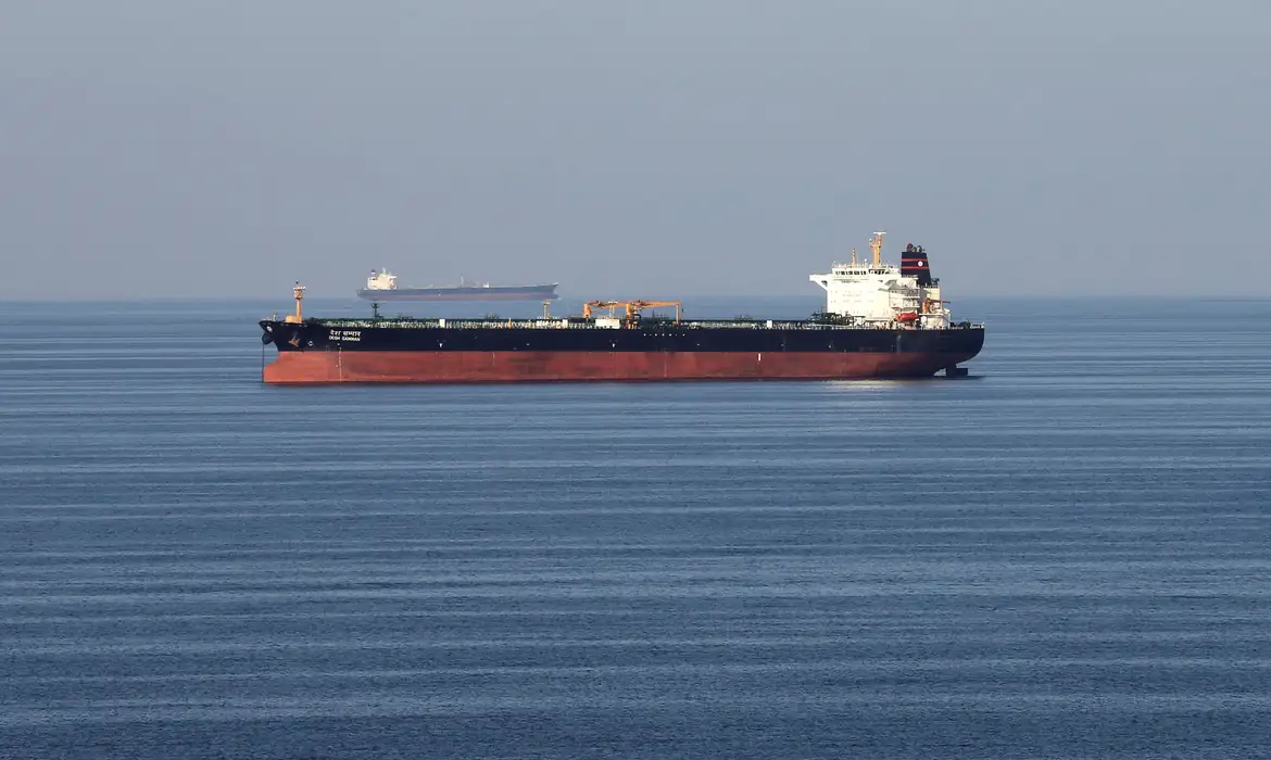 Navio-tanque no Estreito de Ormuz
21/12/2018
REUTERS/Hamad I Mohammed