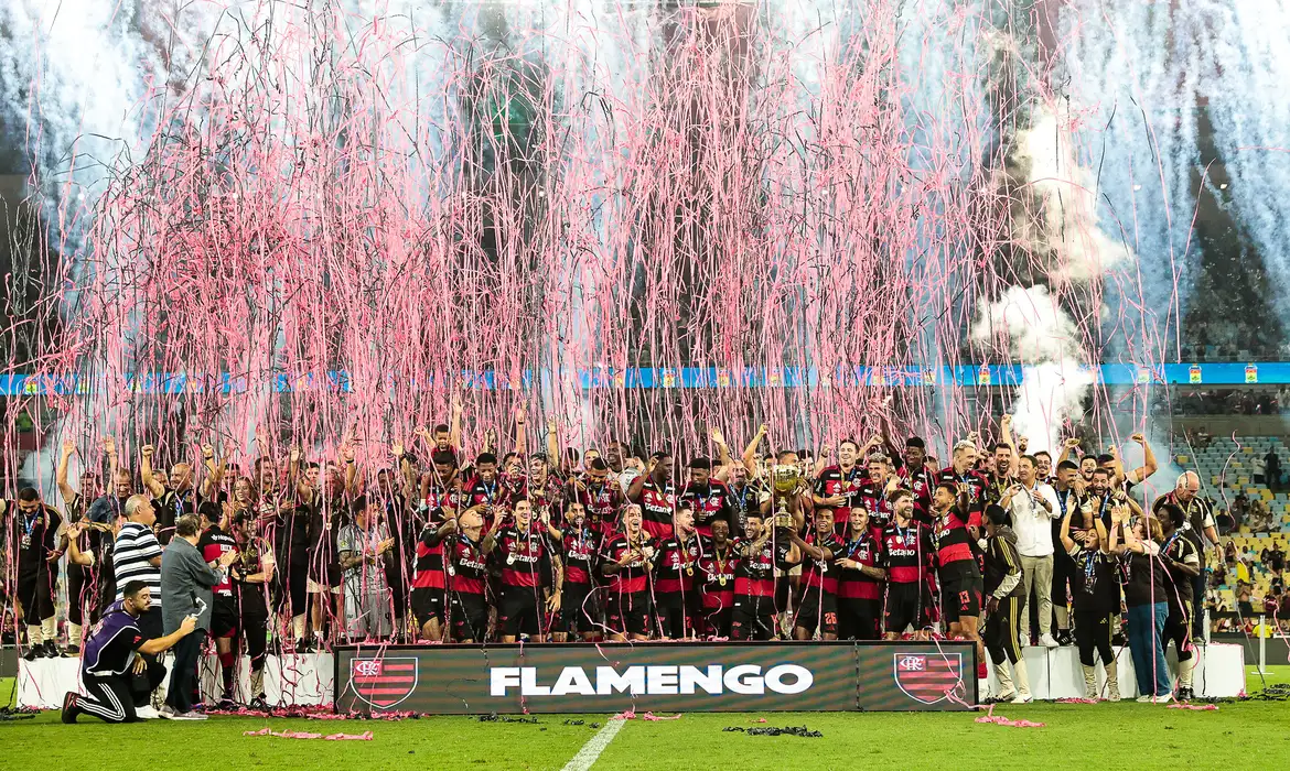 Flamengo derrota Flu nos pênaltis e conquista tri consecutivo no Carioca - em 8/03/2026