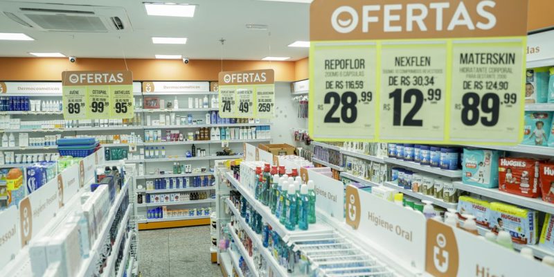 Brasília (DF), 31/03/2025 - Resolução da Câmara de Regulação do Mercado de Medicamentos (CMED), publicada nesta segunda-feira (31) no Diário Oficial da União, estabelece o novo teto para reajuste de preços de remédios vendidos em farmácias e drogarias de todo o país.
Foto: Joédson Alves/Agência Brasil