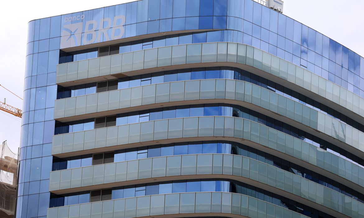 Brasília (DF), 16/04/2026 - Fachada do edifício do BRB. Foto: Valter Campanato/Agência Brasil