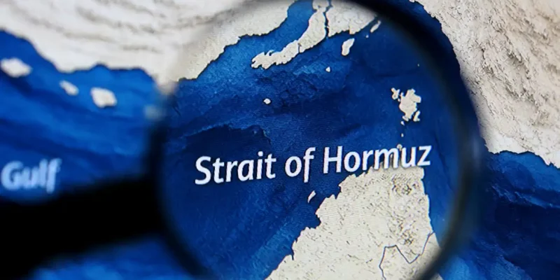 Ilustração mostra o mapa do Estreito de Ormuz
23 de março de 2026
REUTERS/Dado Ruvic