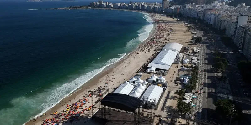 A drone view of preparations on Copacabana beach ahead of Colombian singer Shakira's open concert on May 2, in Rio de Janeiro, Brazil, April 19, 2026. REUTERS/Pilar Olivares