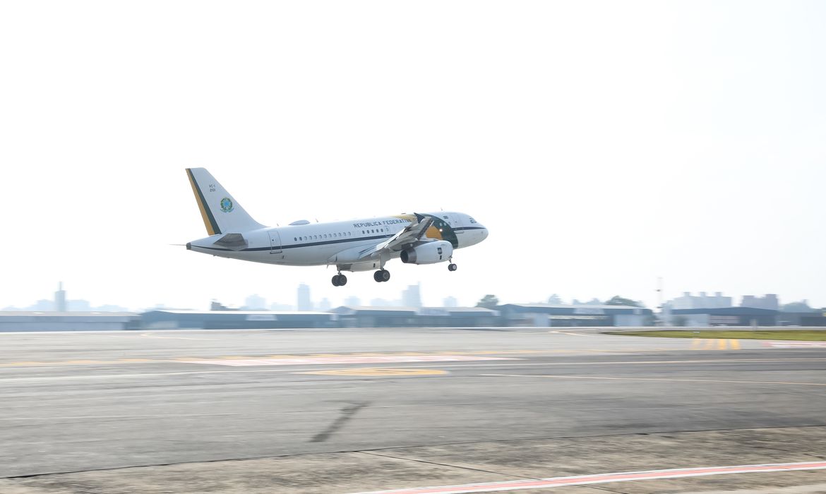 (São Paulo  - SP, 05/09/2020) Aviao presidencial VC1 faz pouso na pista principal do aeroporto de congonhas após a reforma.
Foto: Clauber Cleber Caetano/PR
