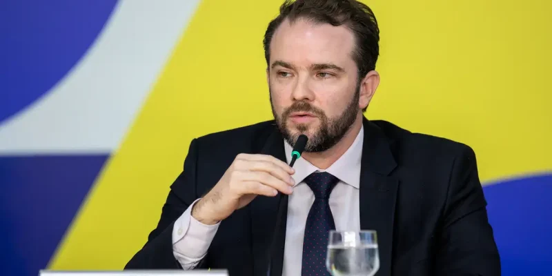 Brasília (DF), 06/04/2026 - Ministro da Fazenda, Dario Durigan, fala durante entrevista coletiva. Foto: Washington Costa/MF