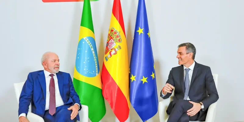 17.04.2026 – Presidente da República, Luiz Inácio Lula da Silva, durante reunião Plenária da I Cúpula Brasil-Espanha. Palácio Real de Pedralbes, Espanha.

Foto: Ricardo Stuckert / PR