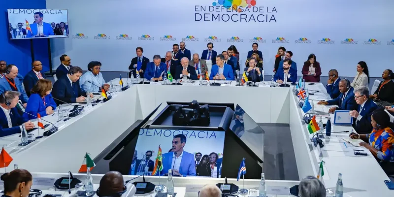 18.04.2026 – Presidente da República, Luiz Inácio Lula da Silva, durante 4.ª Reunião de Alto Nível do Fórum em Defesa da Democracia. Feira de Barcelona, Espanha.

Foto: Ricardo Stuckert / PR