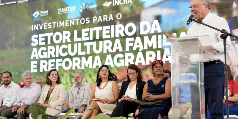 27-04-2026 Vice Presidente da República Geraldo Alckmin durante Cerimônia de Entrega para Agricultura Familiar e Apresentação da Estratégia de Desenvolvimento da Produção de Leite em Andradina SP. Foto : Cadu Gomes/VPR