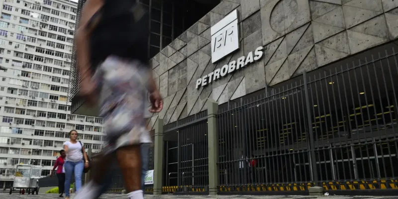Edifício sede da Petrobras na Avenida Chile, centro da cidade.
