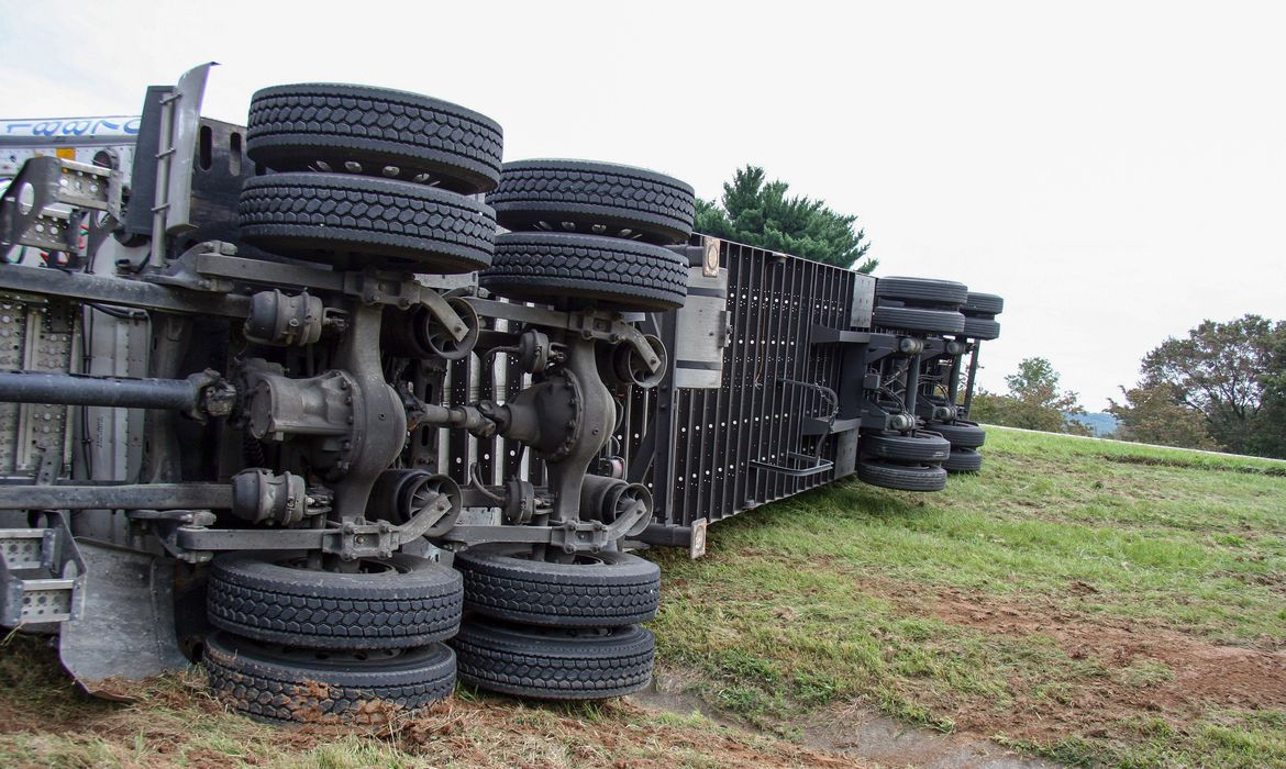 Brasília (DF), 22/04/2026 - Acidente caminhão
Foto: macdeedle/Pixabay