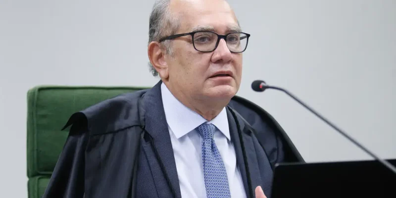 Ministro Gilmar Mendes preside sessão da 2ª turma