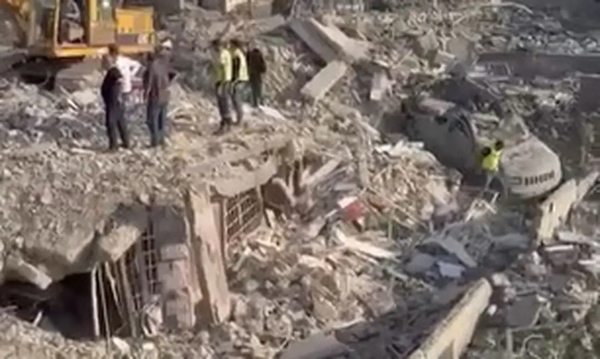 28/04/2026 - FAMÍLIA BRASILEIRA MORTA NO LÍBANO - Casa destruída da brasileira Manal Jaafar, de 47 anos, mãe do menino Ali Ghassan Nader, de 11 anos, e o pai da família, o libanês Ghassan Nader, de 57 anos. Foto: Manal Jaafar/Arquivo Pessoal