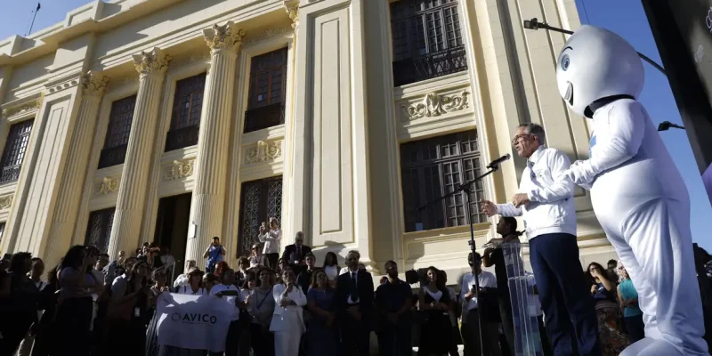 Rio de Janeiro (RJ), 07/04/2026 – 0 ministro da Saúde, Alexandre Padilha, na reabertura do  Centro Cultural do Ministério da Saúde, equipado com Memorial da Pandemia de Covid-19, homenagem às mais de 700 mil vítimas no país. Foto: Fernando Frazão/Agência Brasil