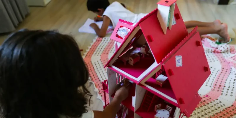 Dia internacional do Brincar celebra a importância das brincadeiras na infância.