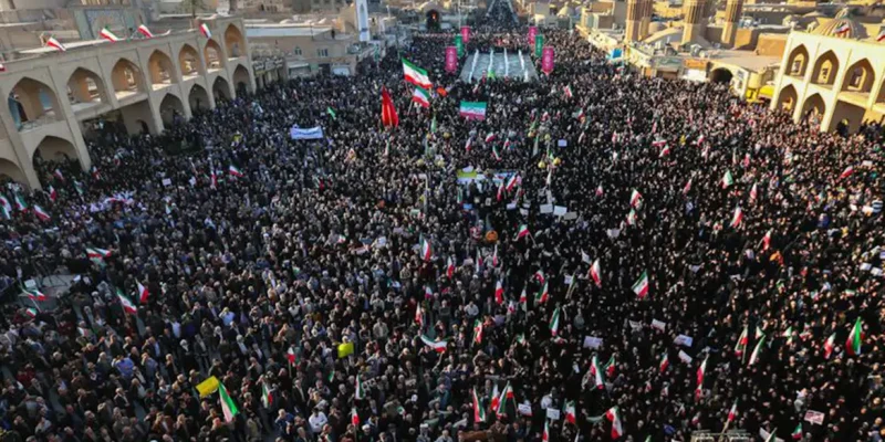 Tehran, 12/01/2026 - Ato pró-governo no Irã. Foto: Fars News Agency/Divulgação