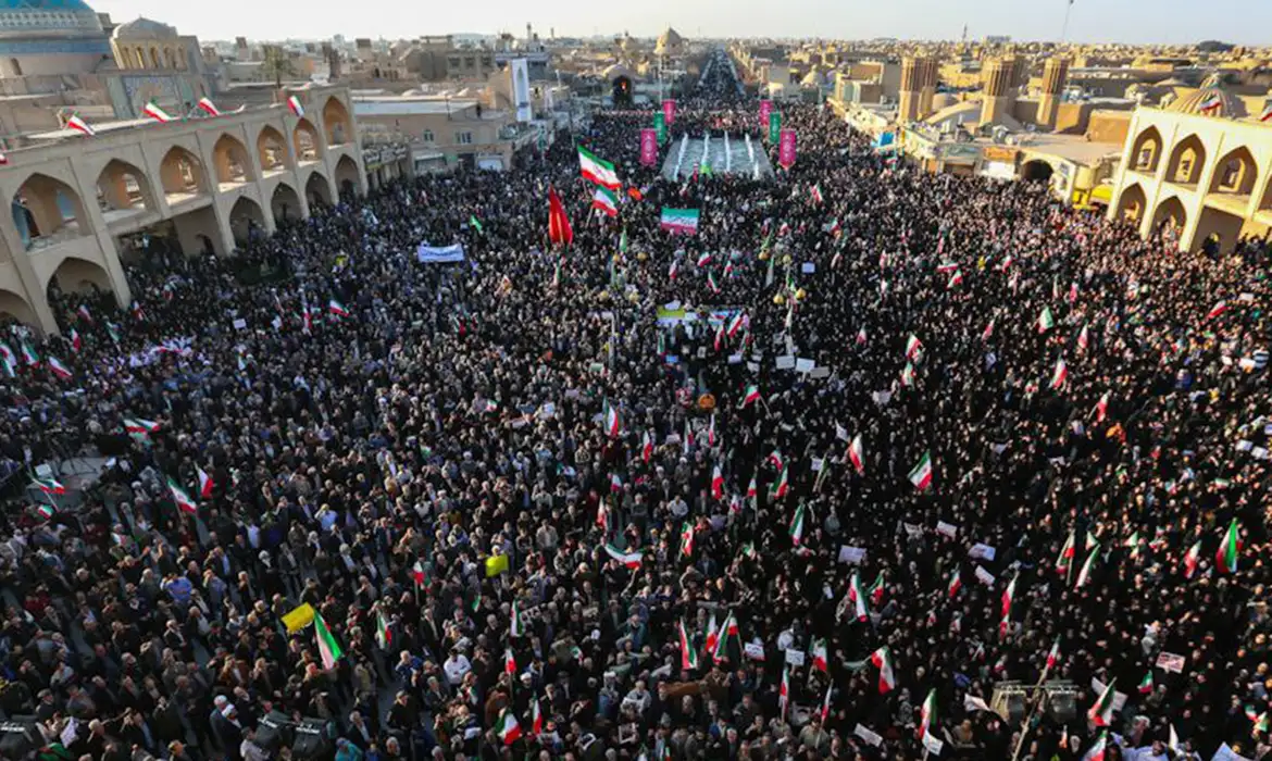 Tehran, 12/01/2026 - Ato pró-governo no Irã. Foto: Fars News Agency/Divulgação