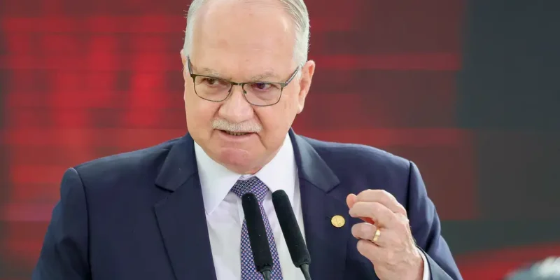 04/02/2026 - Brasília - O presidente do STF, Edson Fachin durante cerimônia de assinatura do Pacto Brasil de Enfrentamento ao Feminicídio. Palácio do Planalto. Brasília (DF) - Brasil. Foto: Fabio Rodrigues-Pozzebom/Agência Brasil