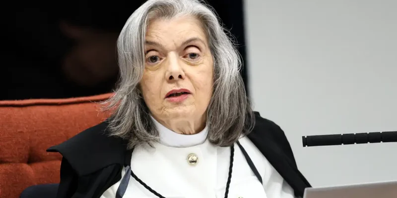 Brasília (DF), 11/09/2025 - A ministra Cármen Lúcia durante sessão na Primeira Turma do Supremo Tribunal Federal (STF), que realiza o quinto dia de julgamento dos réus do Núcleo 1 da trama golpista, formado pelo ex-presidente Jair Bolsonaro e mais sete aliados. Foto: Marcelo Camargo/Agência Brasil