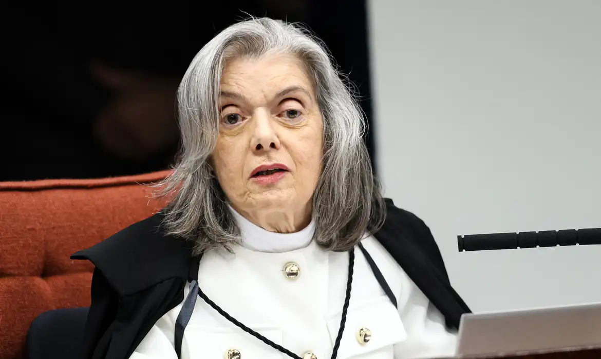 Brasília (DF), 11/09/2025 - A ministra Cármen Lúcia durante sessão na Primeira Turma do Supremo Tribunal Federal (STF), que realiza o quinto dia de julgamento dos réus do Núcleo 1 da trama golpista, formado pelo ex-presidente Jair Bolsonaro e mais sete aliados. Foto: Marcelo Camargo/Agência Brasil