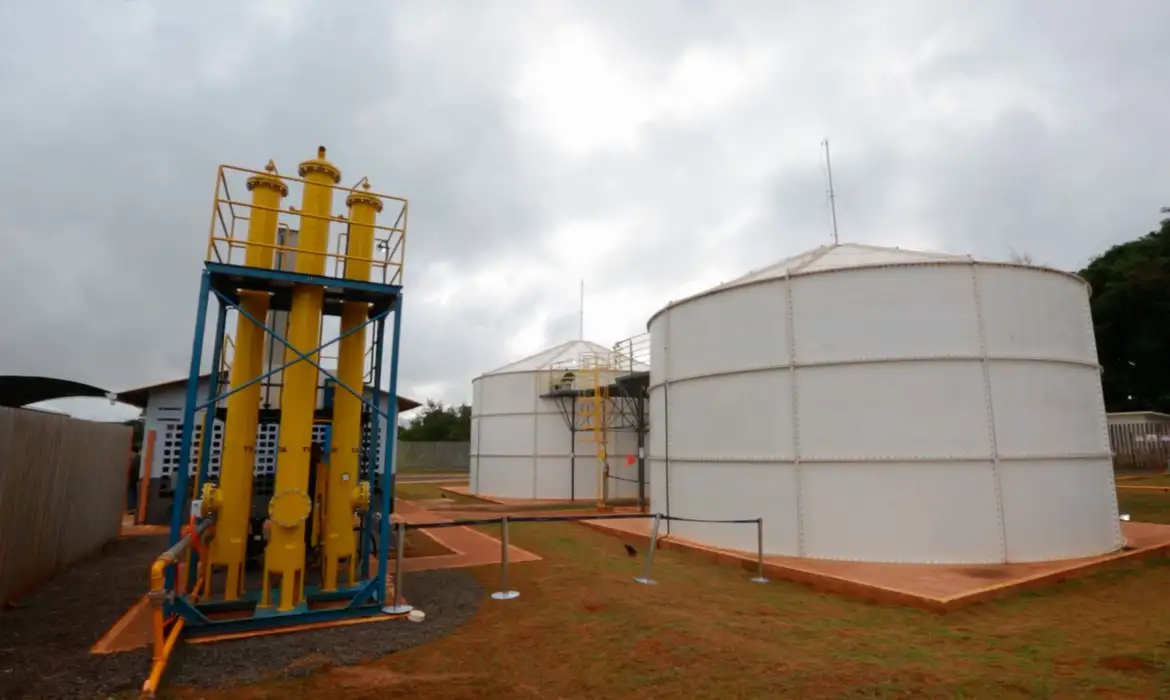 Foz do Iguaçu (PR) - Itaipu Binacional inaugura planta de produção de biometano com o uso de mistura de esgoto, restos orgânicos de restaurantes e poda de grama. Veículos de Itaipu são abastecidos com biometano (Divulgação/Itaipu)