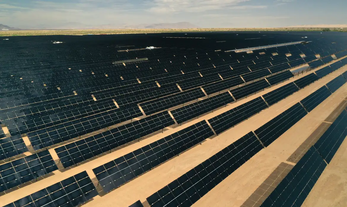 FILE PHOTO: Arrays of photovoltaic solar panels are seen at the Tenaska Imperial Solar Energy Center South as the spread of the coronavirus disease (COVID-19) continues in this aerial photo taken over El Centro, California