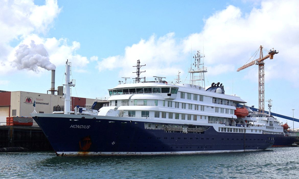 An archive image of the cruise ship Hondius, in Vlissingen, Netherlands May 17, 2025. The MV Hondius, a Netherlands-based cruise ship, was hit by a suspected outbreak of hantavirus, authorities and media reports said on May 3, 2026.  IMAGE OBTAINED BY REUTERS/Handout via REUTERS    THIS IMAGE HAS BEEN SUPPLIED BY A THIRD PARTY NO RESALES. NO ARCHIVES.       TPX IMAGES OF THE DAY       VERIFICATION: - Reuters confirmed the location from the shipyard, signage and fuel depot which matched file and satellite images.  - Coordinates of the shipyard: 51.461283930722175, 3.6998162498897433.  - The date when the pictures were taken was verified by original file metadata.