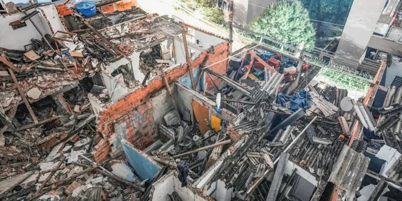 View of the site where a fire set off by a potential gas explosion damaged homes and injured people, according to the local fire department, in Sao Paulo, Brazil, May 11, 2026. REUTERS/Alexandre Meneghini