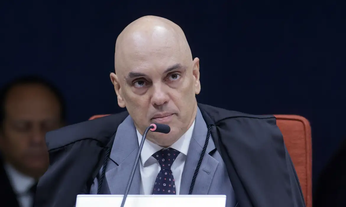 Brasília (DF), 14/10/2025 - Ministro Alexandre de Moraes durante sessão no STF de julgamento da Ação Penal 2694 -Núcleo 4 da trama golpista. Foto: Rosinei Coutinho/STF