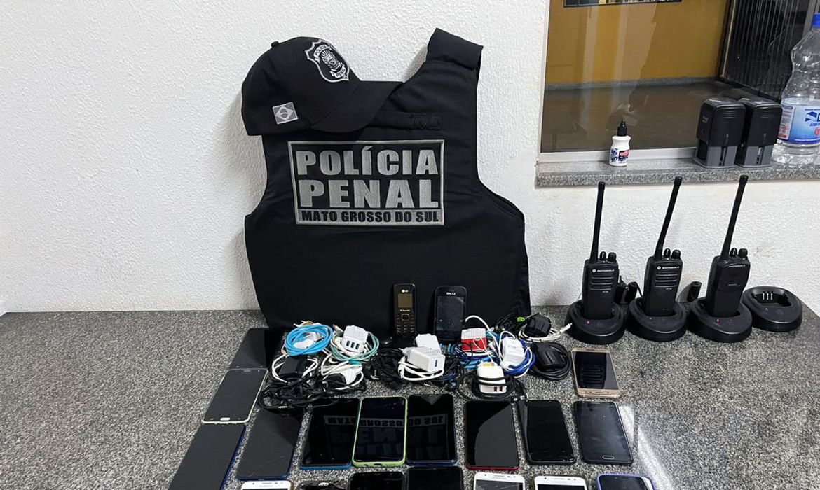 Brasília (DF) 16/12/2023 Operação do Ministério da Justiça apreendeu mais de 1.000 celulares em presídios. Foto AGEPEN.