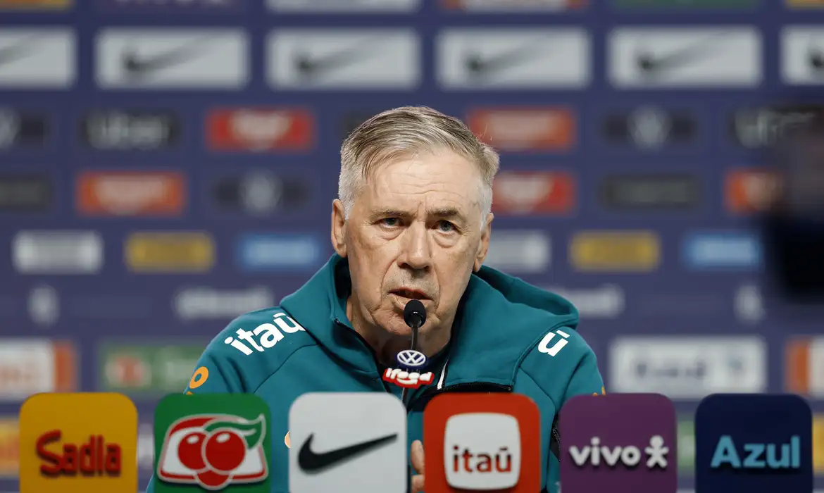 Carlo Ancelotti anuncia escalação da seleção brasileira para amistoso contra Panamá, em 30/05/2026