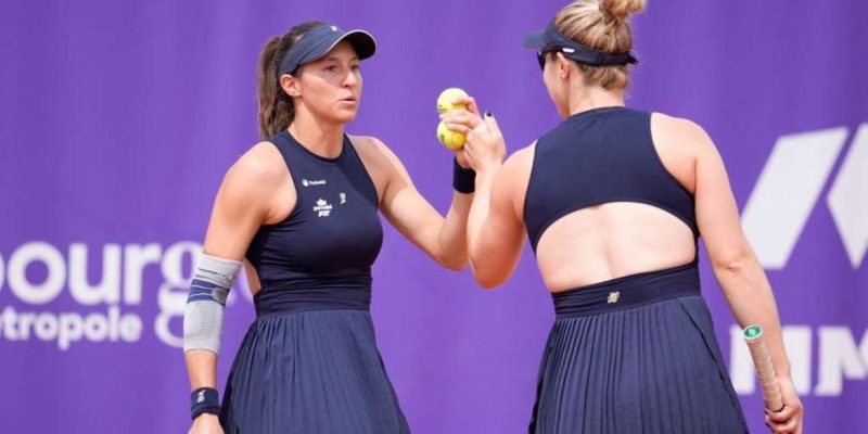 Luisa Stefani e Gabriela Dabrowski avançam à final do WTA de Estrasburgo - em 22/05/2026