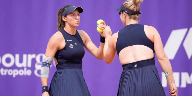 Luisa Stefani e Gabriela Dabrowski avançam à final do WTA de Estrasburgo - em 22/05/2026