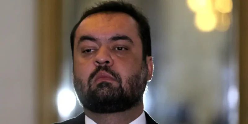 Rio de Janeiro (RJ), 06/10/2023 - O secretário-executivo do ministério da Justiça e Segurança Pública, Ricardo Cappelli, e o governador do Rio de Janeiro, Claudio Castro, falam com a imprensa após reunião no Palácio Guanabara. Foto:Tânia Rêgo/Agência Brasil