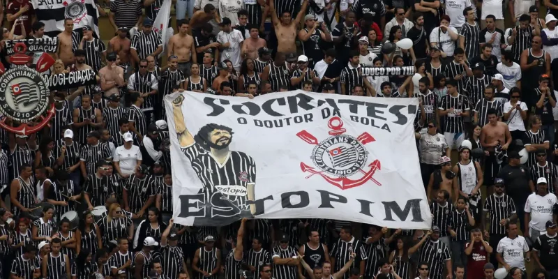 torcida Corinthians, faixa Sócrates