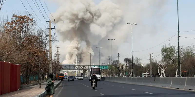 Fumaça em Teerã
 5/3/2026   Majid Asgaripour/WANA (West Asia News Agency) via REUTERS