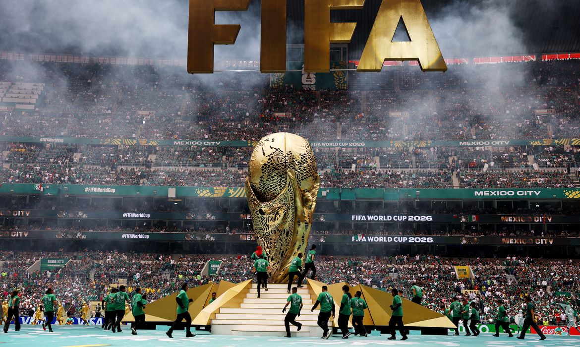 Soccer Football - FIFA World Cup 2026 - Group A - Mexico v South Africa - Estadio Azteca, Mexico City, Mexico - June 11, 2026 Performers during the opening ceremony before the match REUTERS/Kai Pfaffenbach