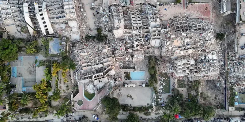 A drone view shows buildings destroyed by earthquakes, in La Guaira, Venezuela, June 26, 2026. Handout via REUTERS ATTENTION EDITORS - THIS IMAGE HAS BEEN SUPPLIED BY A THIRD PARTY NO RESALES. NO ARCHIVES     TPX IMAGES OF THE DAY