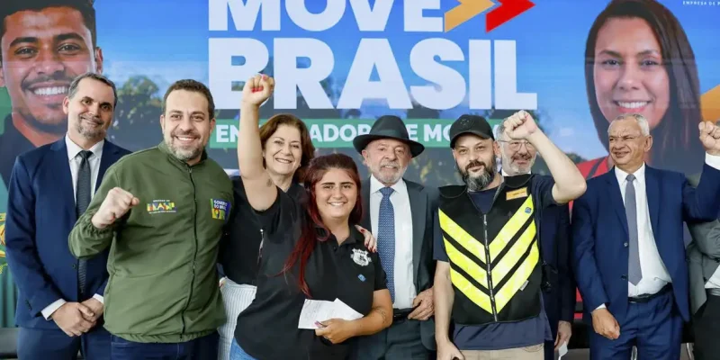 Brasília (DF), 12/06/2026 - Presidente da República, Luiz Inácio Lula da Silva, durante anúncio de linha de crédito para financiamento de motos para trabalhadores de aplicativos, no Palácio do Planalto. Foto: Ricardo Stuckert/PR